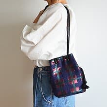 数量限定  2way イタリア製モヘア混 チェックラメ ポシェットマリン　レッド×ネイビー