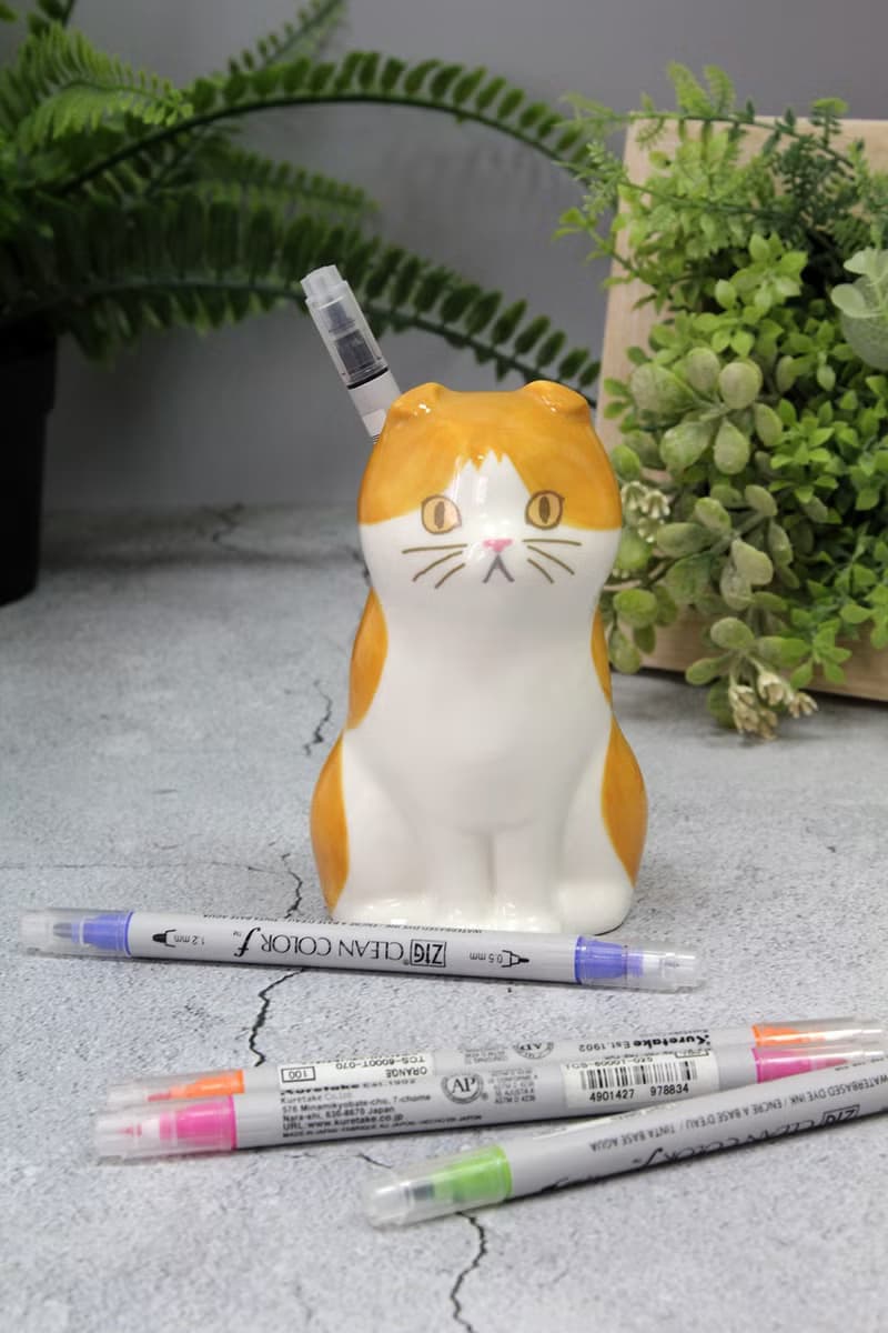 日本Magnets可愛動物系列貓咪造型陶瓷筆筒花瓶擺飾-蘇格蘭摺耳貓