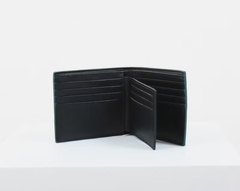Two-Tone Bifold Wallet 素皮革折疊錢包 ( 綠色 x 米白色 )