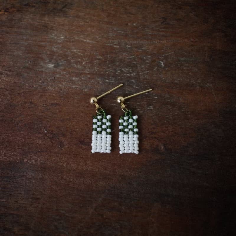 串珠耳飾_綠白編織/beading earing