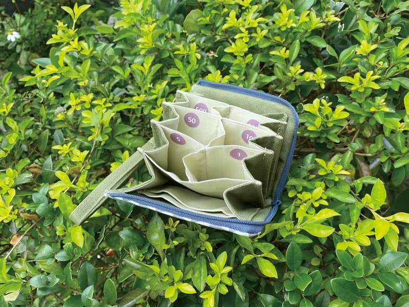 6 Coin 拉鍊零錢包 白灰三角