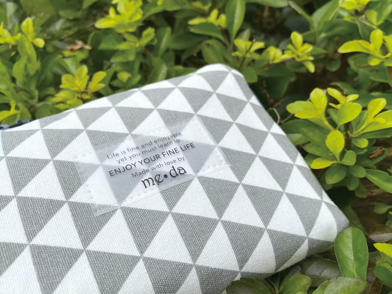 6 Coin 拉鍊零錢包 白灰三角