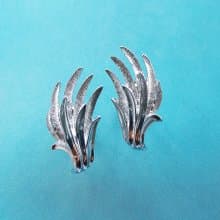 Vintage Jewelry 西洋古董飾品CORO 銀色調 流線銀葉 栓式耳環