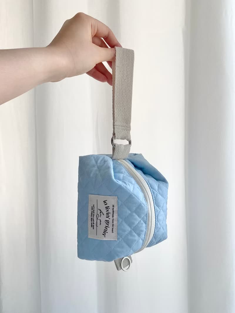 livin' grinin' pouch strap