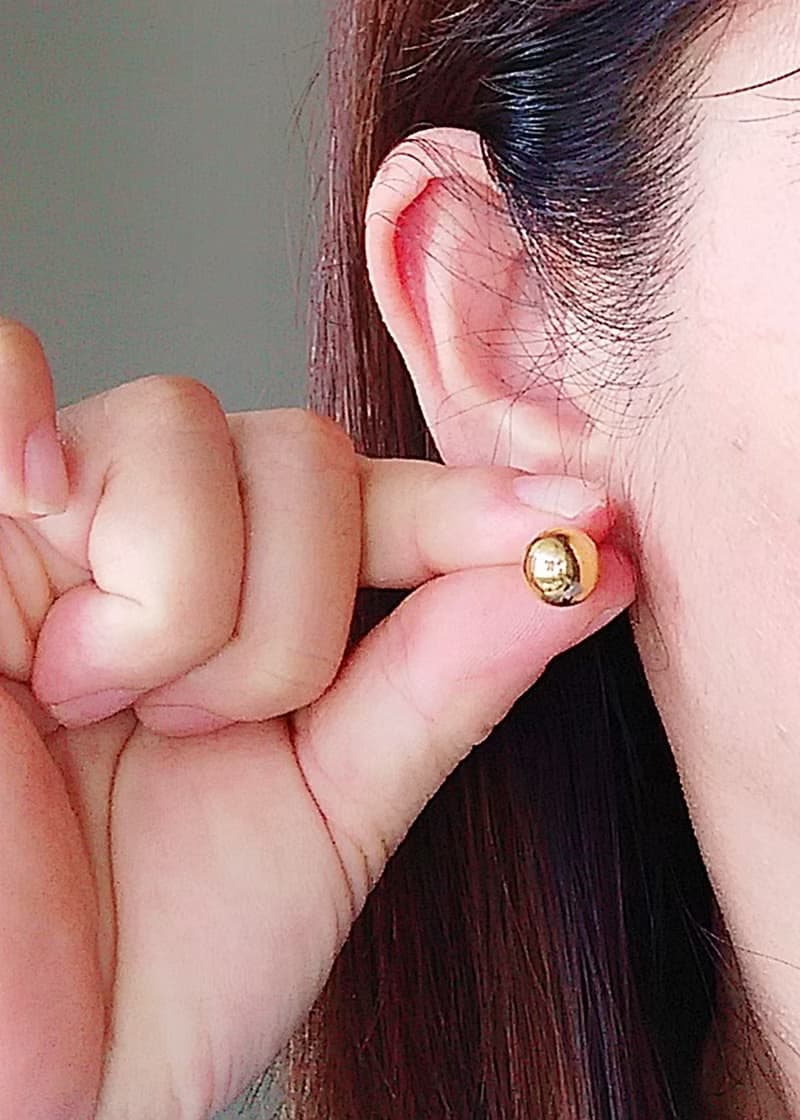 Vintage Jewelry 西洋古董飾品 金色調 小巧 小圓球  針式耳環