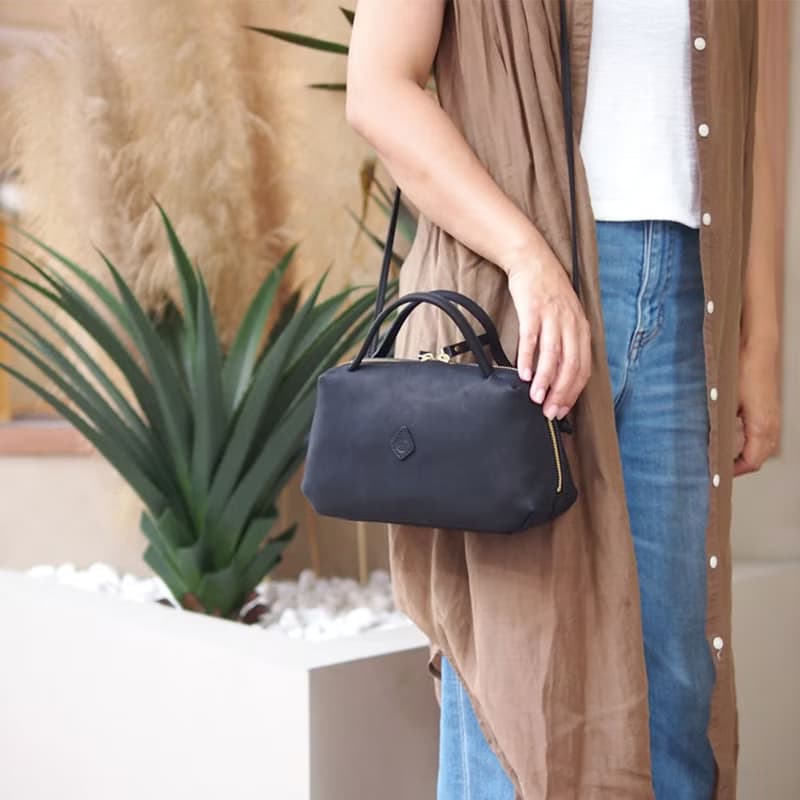 日本手作 優雅時尚牛皮手拿/側背兩用包Made in Japan by Cledran