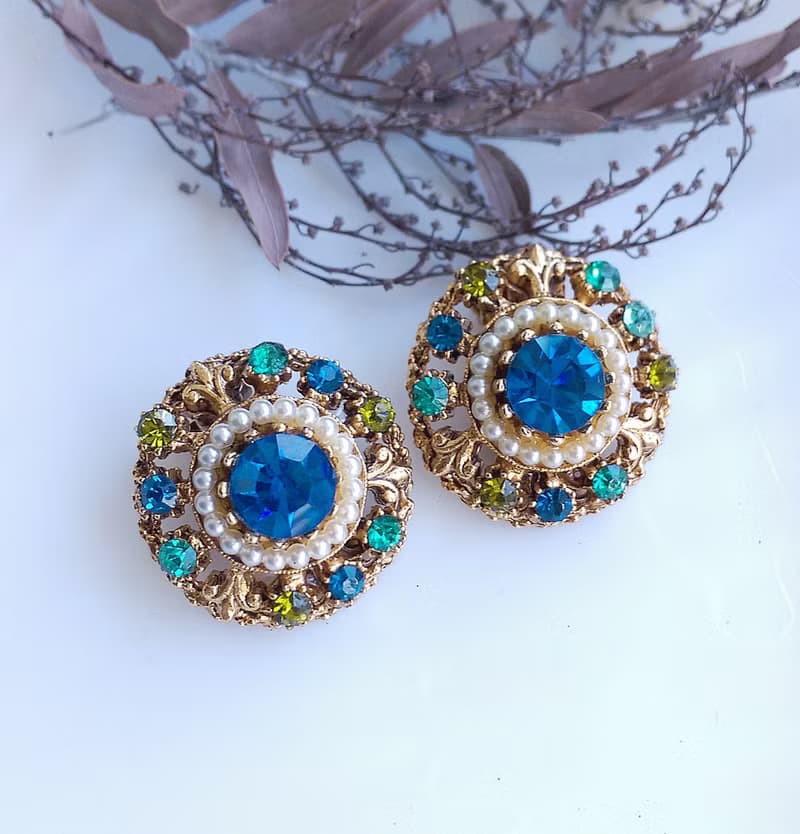 Vintage Jewelry 西洋古董飾品 FLORENZA 藍綠色調萊茵 夾式耳環