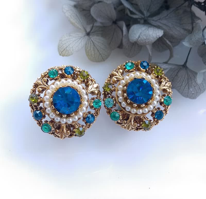Vintage Jewelry 西洋古董飾品 FLORENZA 藍綠色調萊茵 夾式耳環