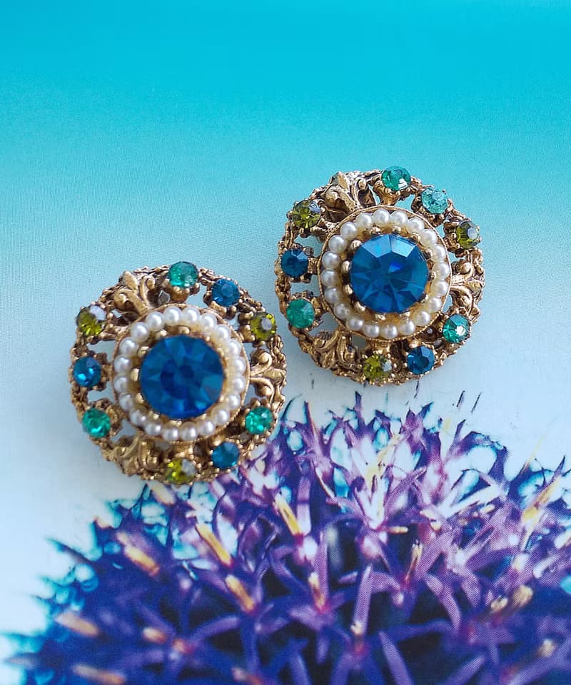 Vintage Jewelry 西洋古董飾品 FLORENZA 藍綠色調萊茵 夾式耳環