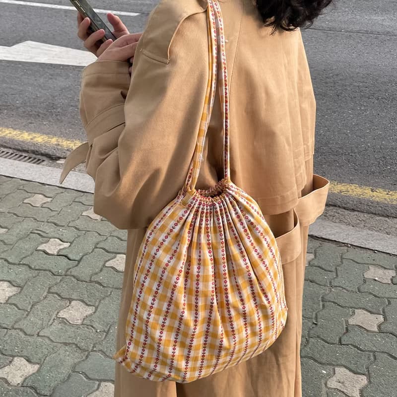Palm drawstring bag / backpack (yellow)
