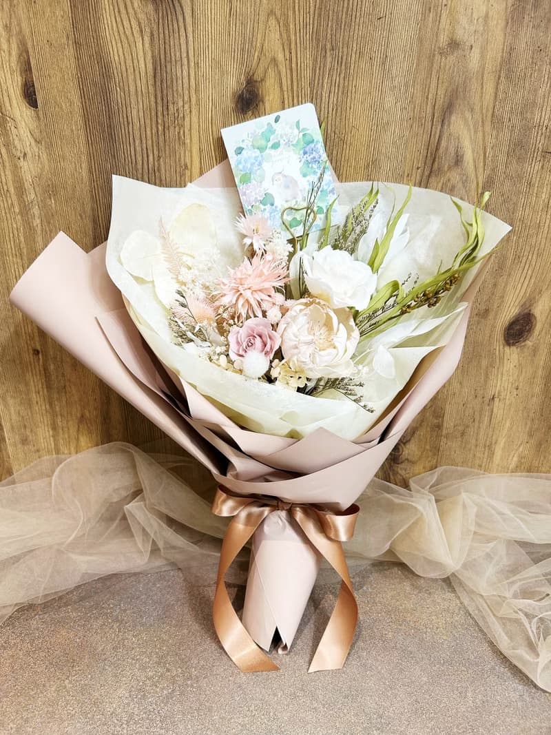 *柳絮* 永生花束 韓式花束 情人節花束 七夕花束 畢業花束 乾燥花