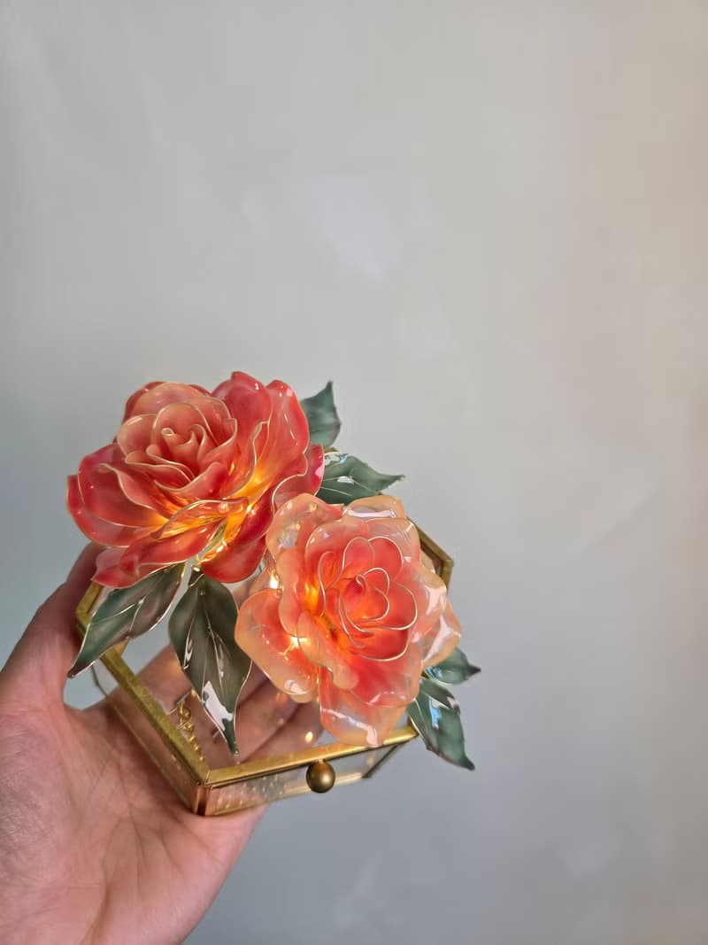 【沾浸藝術•玻璃飾盒】玫瑰。小夜燈。生日