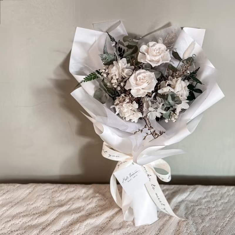 【遇見恆久】白綠戀歌森林系永生玫瑰花束 情人節花束 含盒 共3款