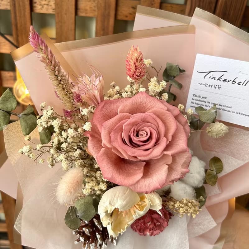 微醺蘋果粉花束 永生花 玫瑰 乾燥花 花束 情人節 送禮附提袋