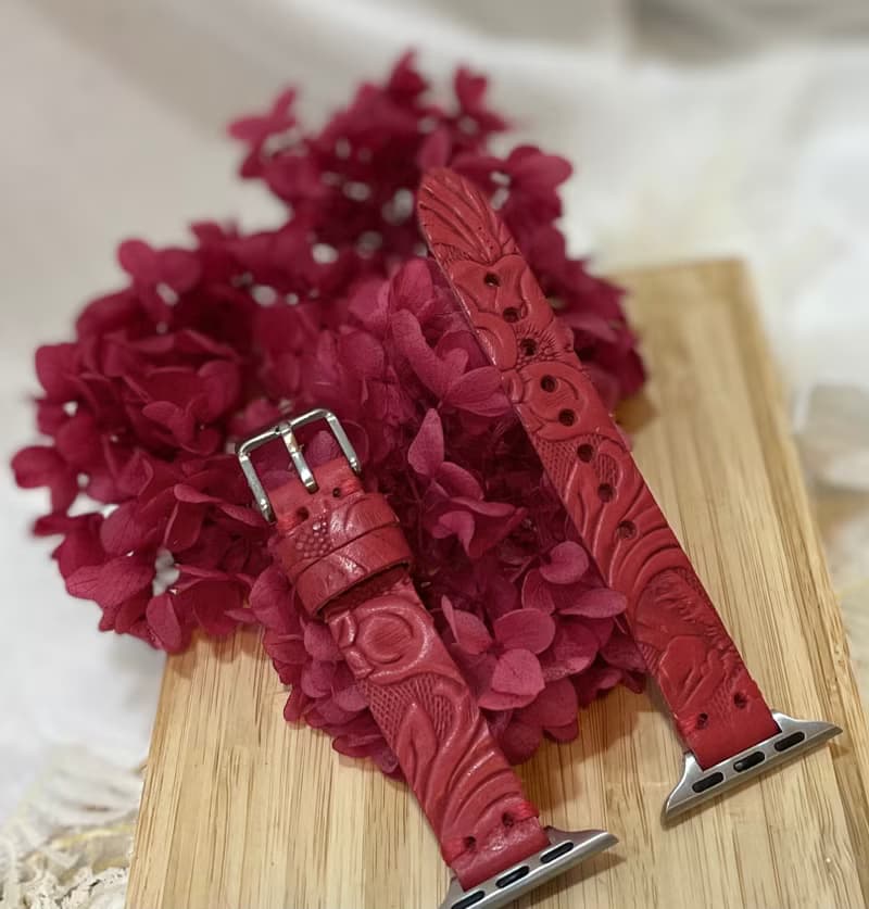 Timeless 手工 意大利單層牛皮 雕花 暗紅 Apple Watch 錶帶