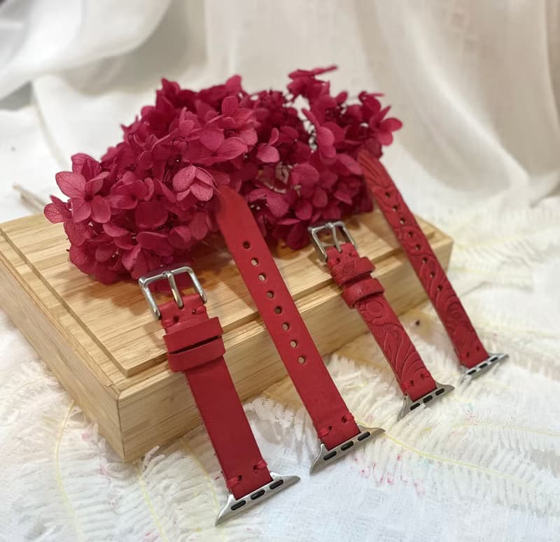 Timeless 手工 意大利單層牛皮 雕花 暗紅 Apple Watch 錶帶
