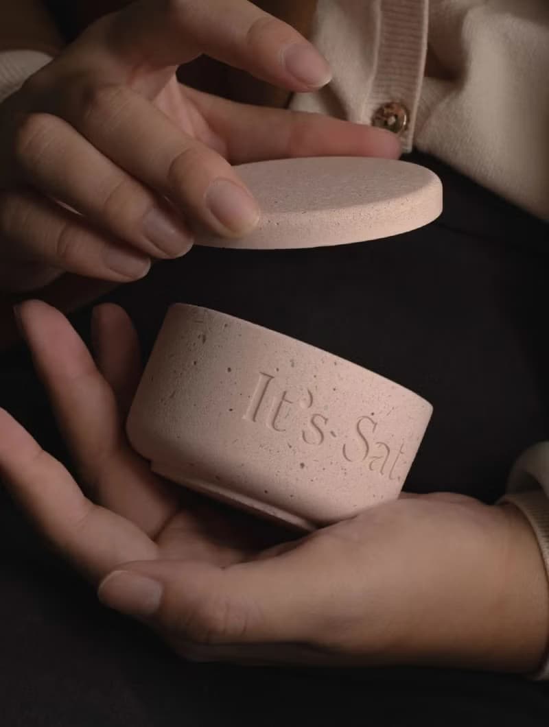 【 禮盒組 】磨石水泥香氛蠟燭 x 環保香氛磚 x 小花束套組