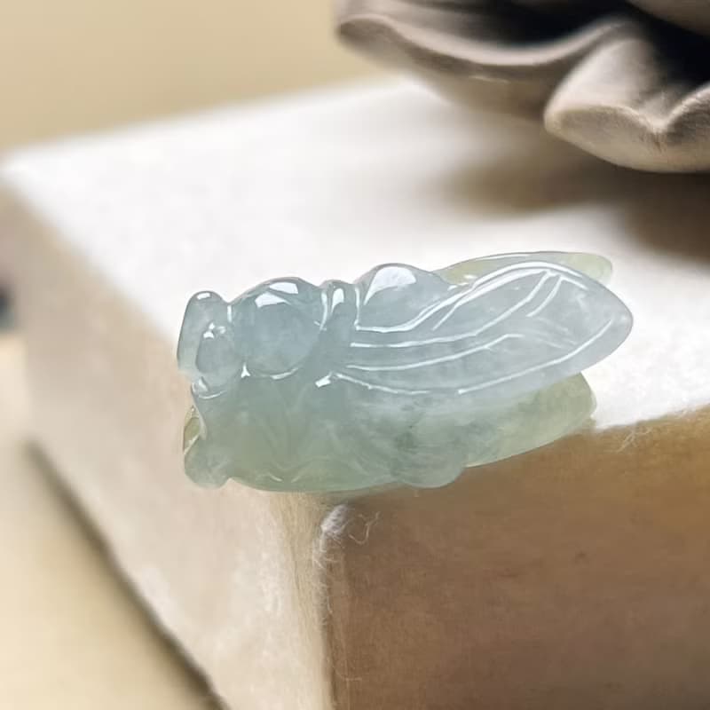 冰種飄黃翡翡翠蟬 | 天然緬甸玉A貨翡翠 | 送禮