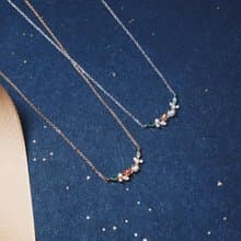 L'amour 聖誕花頸鏈 (白金色)