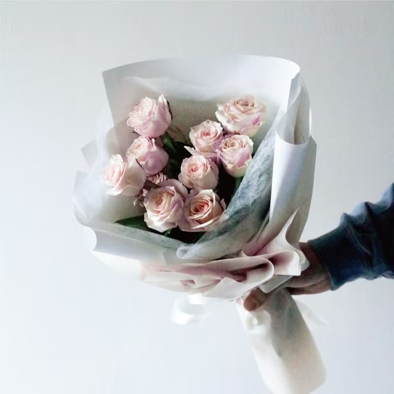【鮮花進口玫瑰花束】白色情人節。開幕。生日。畢業季 I 可自取