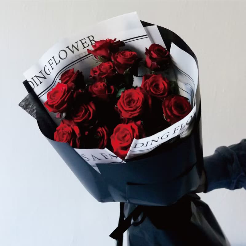 【鮮花進口玫瑰花束】白色情人節。開幕。生日。畢業季 I 可自取