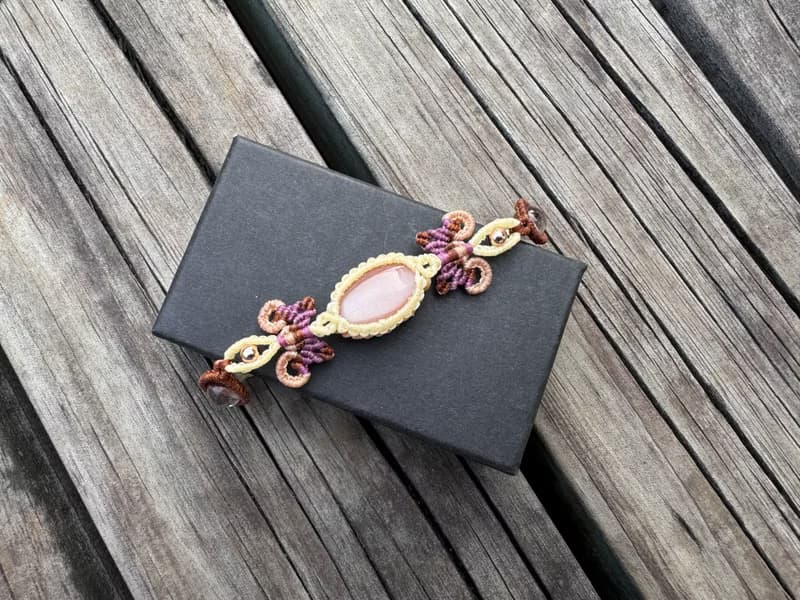 230331 Macrame 南美蠟線 奶油月亮石 手鍊