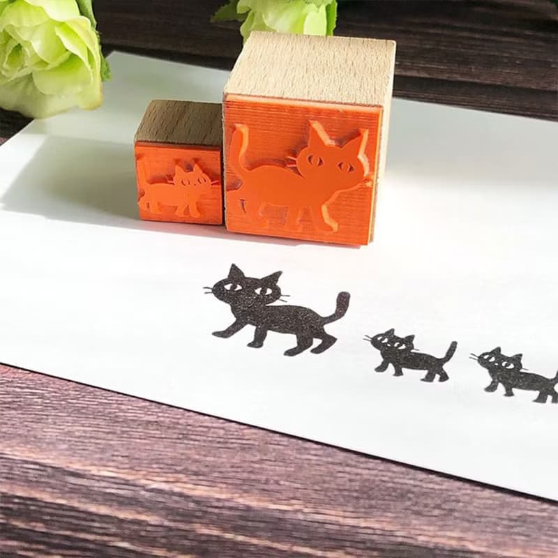 猫の親子がチョコチョコ大行進　はんこ2個セット