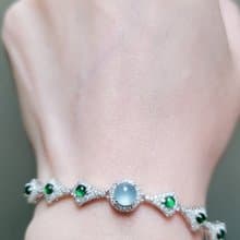 |財富女神|A貨翡翠冰玻淡藍膠飽滿蛋面5.7mm純銀鍍18k設計款手鏈