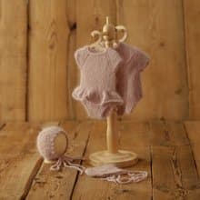 Newborn solid pink outfit, photography props girl, baby bonnet, gowns girls