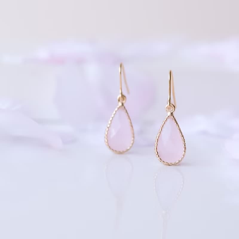 桜sakura Cut Frame Glass ピアス・イヤリング 金属アレルギー対応