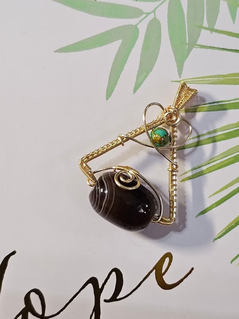 【葉綠舒手作】聖三角 /金屬線編織/節日/禮物/飾品/項鍊/手作
