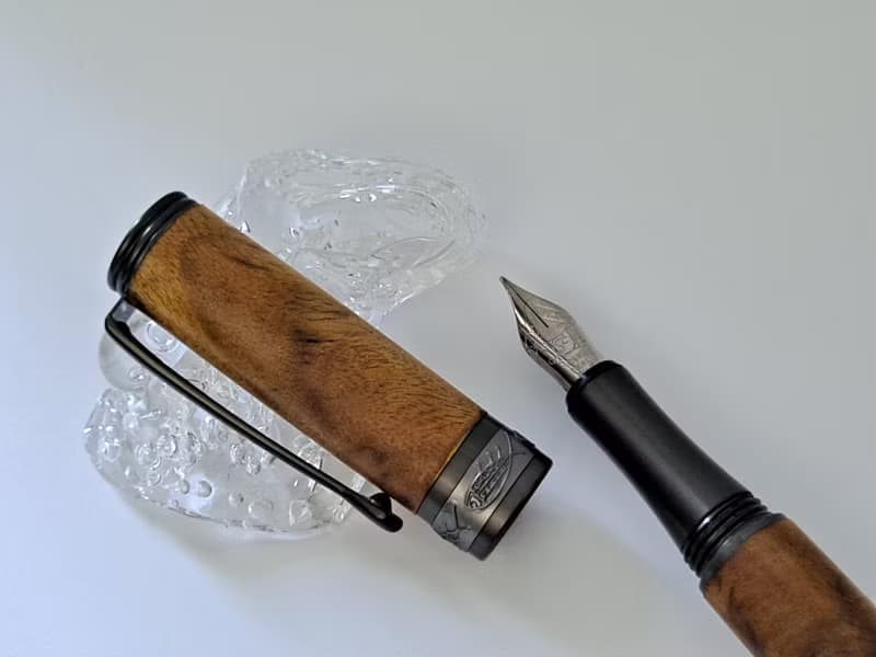 黃連木 原木 手工筆 鋼筆 轉轉魚款