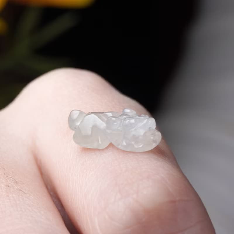 【招財神獸】冰種飄黃翡翠小貔貅擺飾 | 天然緬甸玉翡翠A貨 |送禮