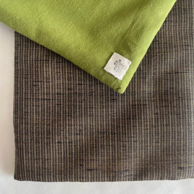 【1点もの】着物 襟巻き ネックウォーマー -シルクウール着物地  茶色細か縞 & 新毛斯 新松葉色