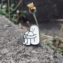 Quiet Enamel Pin – Me time | Gift ideas for introverts | 內向者徽章