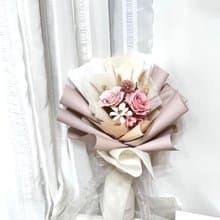 奶茶色包裝永生玫瑰花束  節日送禮/情人節花束/生日花束