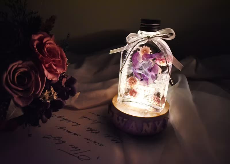 粉紫浮游花小夜燈/可刻字/乾燥花/永生花/生日聖誕樹
