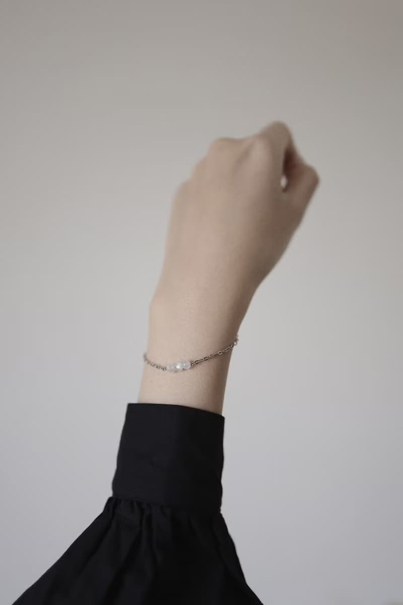 長夜月光石抗敏鋼手鍊