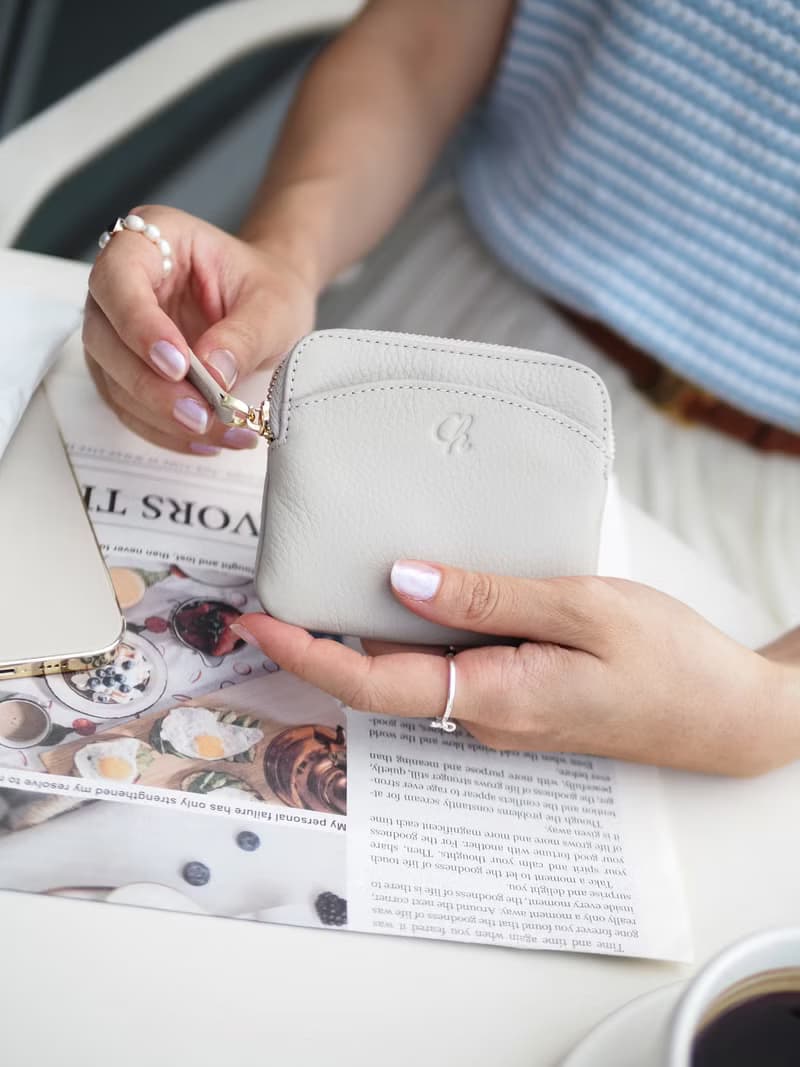 Gigi 真牛皮 拉鍊迷你錢包 : 磚色