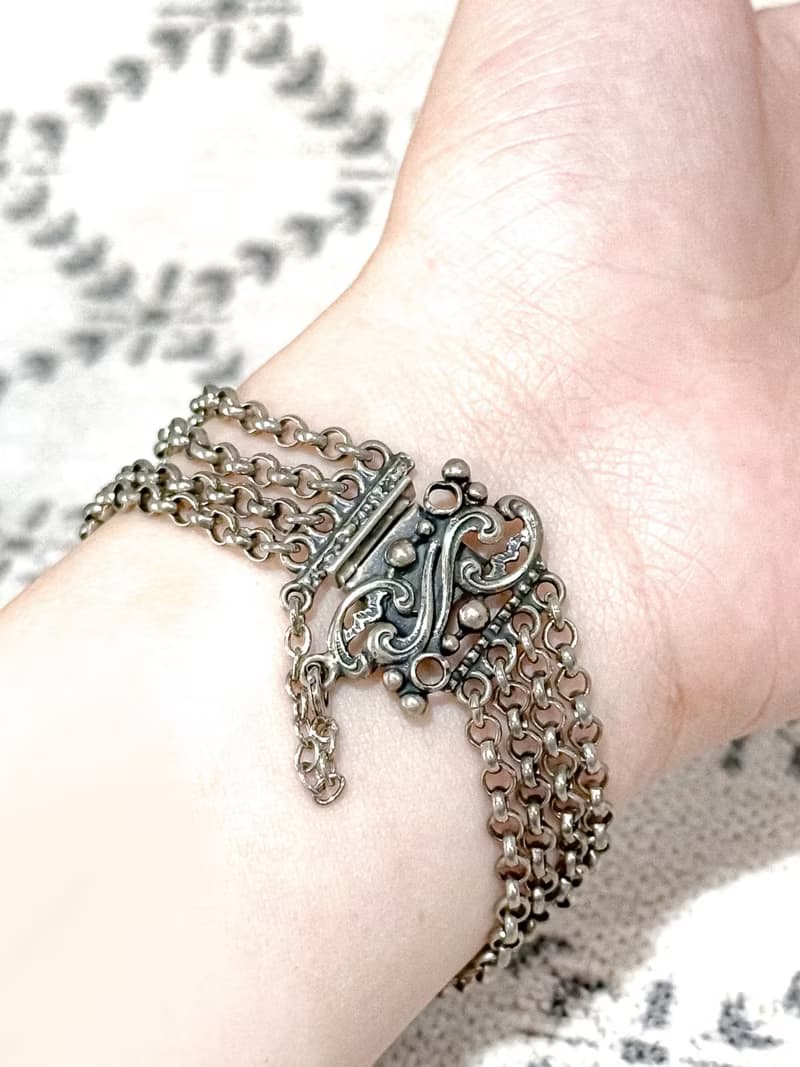 不朽古董珠寶系列——德國歷史主義・銀質機械錶手鍊