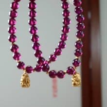 天然紫牙烏石榴石圓珠手鏈6mm搭配並蒂蓮九尾狐 好運連連財源滾滾