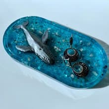 廚房用品 碗 azur vanity tray with whale. Resin tray, perfume tray 香水收納 結婚禮物 乾花