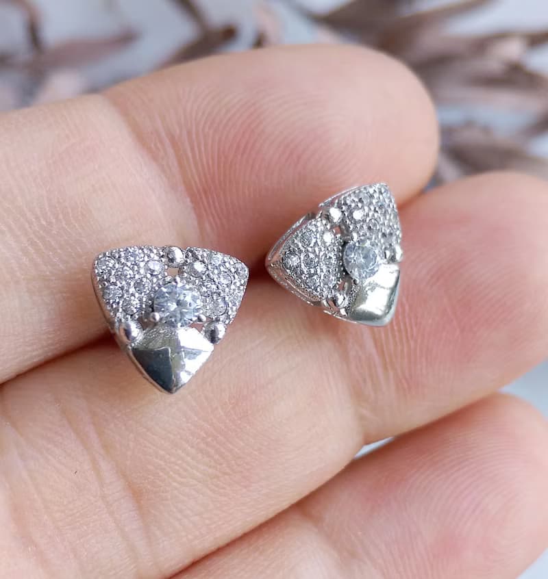 Vintage Jewelry 西洋古董飾品 銀色調 秀氣 小巧貼耳 針式耳環