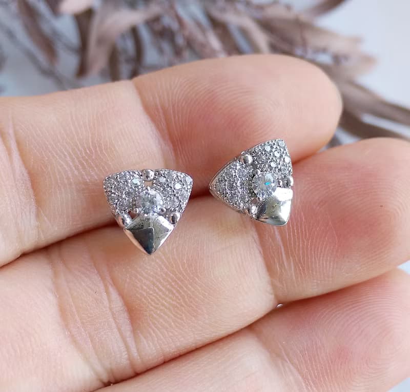 Vintage Jewelry 西洋古董飾品 銀色調 秀氣 小巧貼耳 針式耳環
