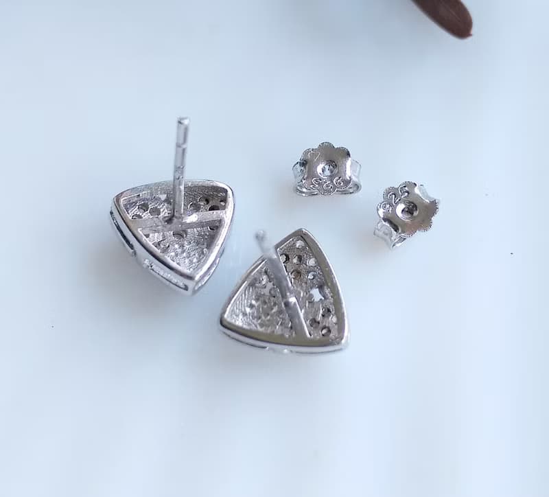 Vintage Jewelry 西洋古董飾品 銀色調 秀氣 小巧貼耳 針式耳環