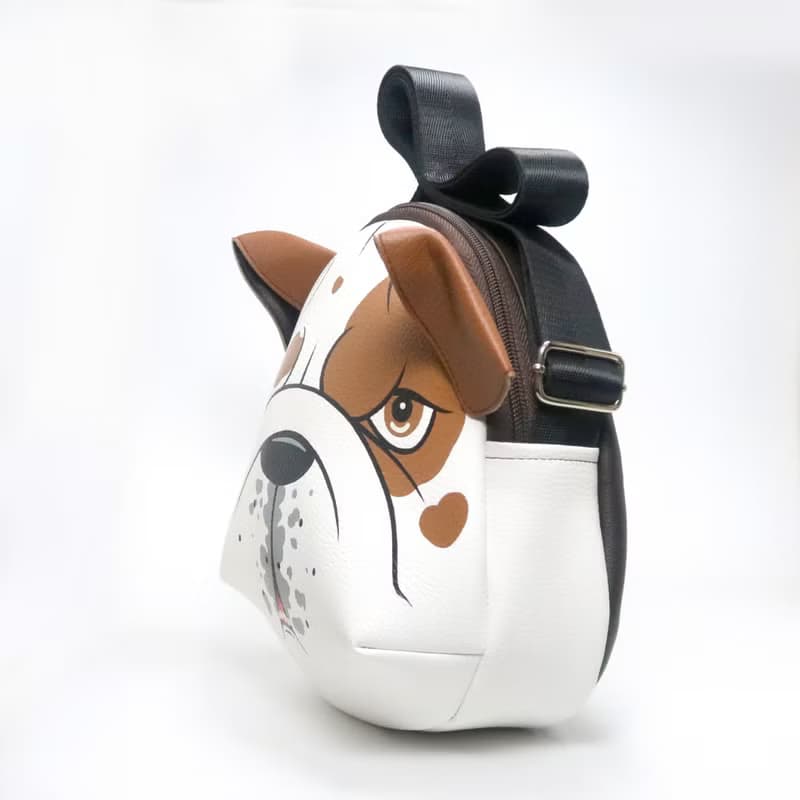English bulldog crossbody bag  is compact fro carrying mobile phones.
