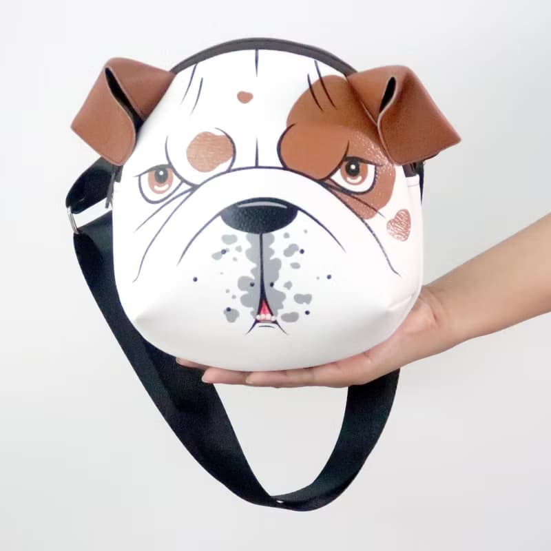 English bulldog crossbody bag  is compact fro carrying mobile phones.