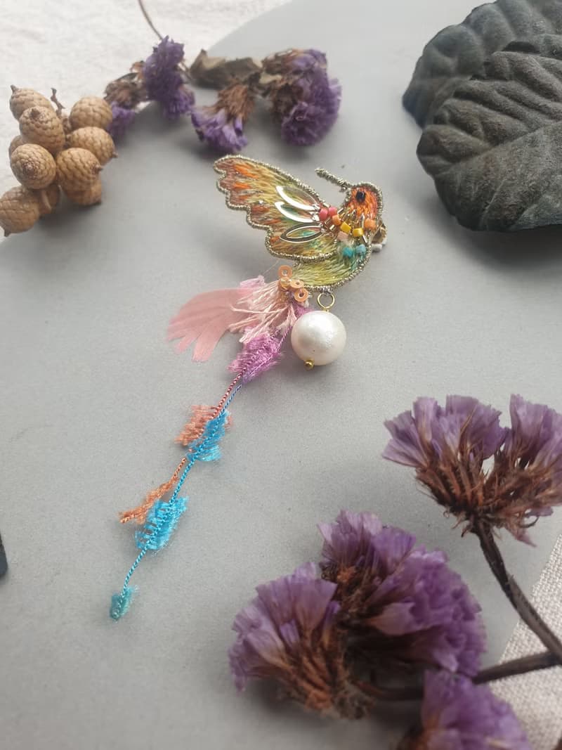後樂園【飛鳥系列】孔雀 - 刺繡耳環