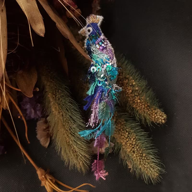 後樂園【飛鳥系列】孔雀 - 刺繡耳環
