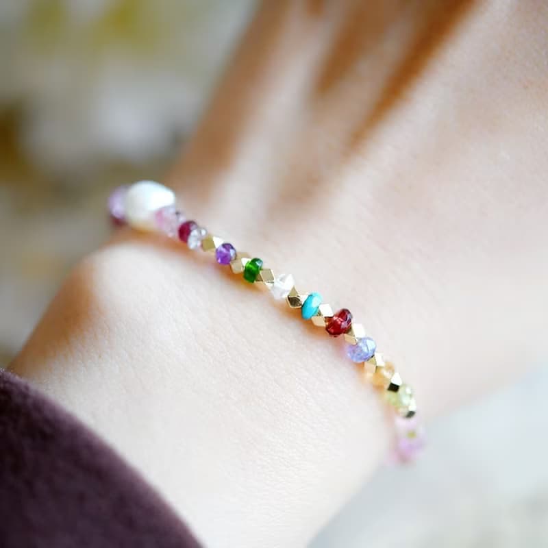 10種類天然石のカラフルブレスレット 10月誕生石　ピンク系